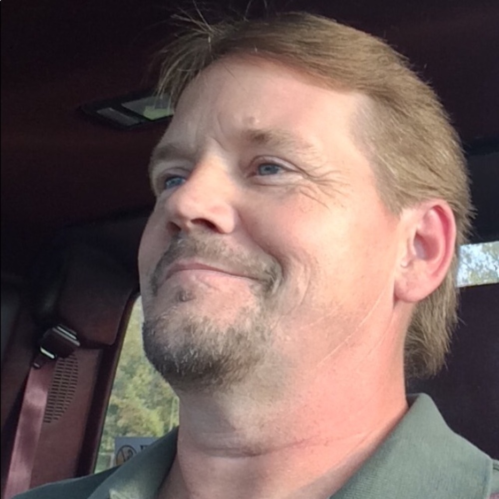 Meet your Posher, Eric